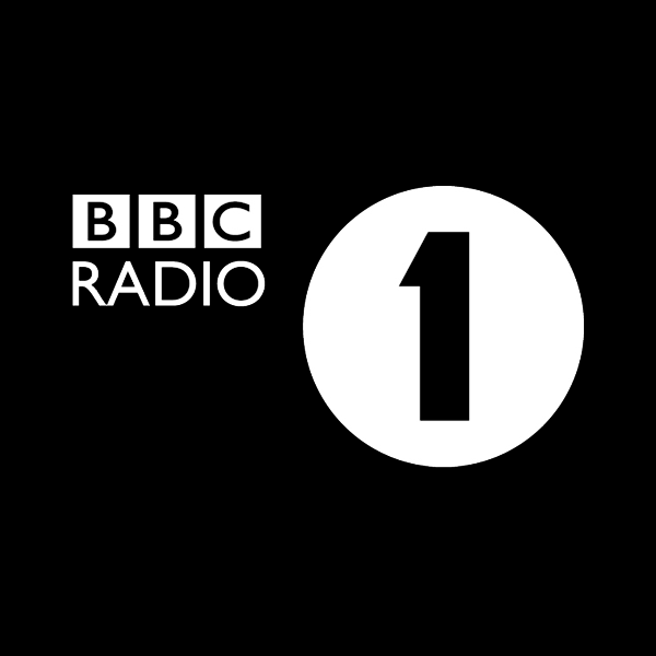 Chris to perform in R1’s Live Lounge